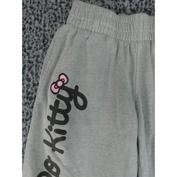 Hello Kitty Sanrio Gray Wide Leg Sweatpants Glitter Apple Graphic Womens Medium - Picture 2 of 9